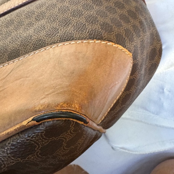 Celine macadam duffle with wear on the corners and rubbing on edges. - Picture 10 of 16